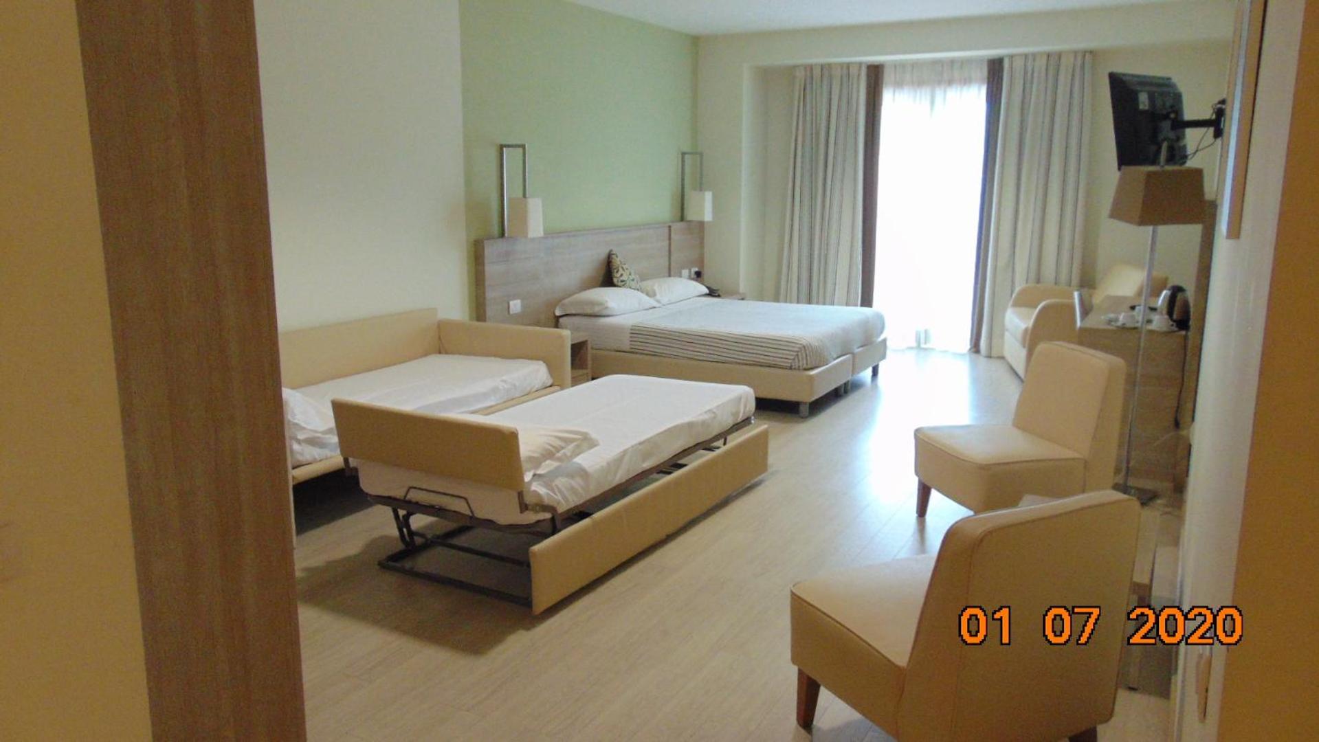 Hotel Turin Airport & 4*